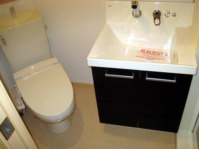 紀伊駅 バス13分  相谷らんかん橋下車：停歩2分 1階の物件内観写真