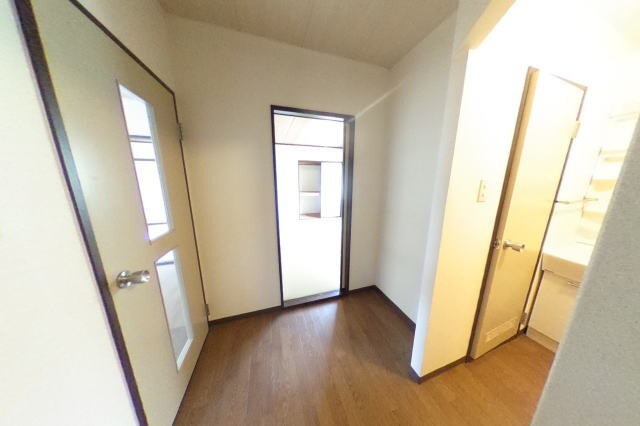 和歌山市駅 バス25分  和歌浦下車：停歩6分 2階の物件内観写真