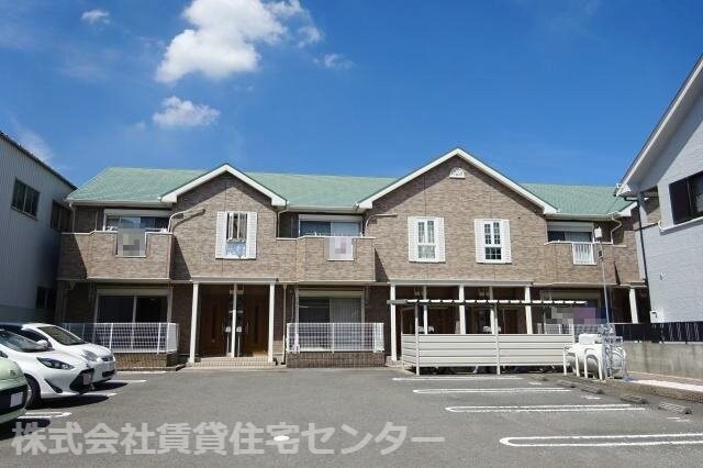 オリーブハウスの物件外観写真