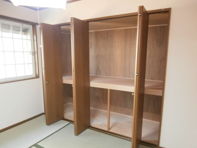 オリーブハウスの物件内観写真