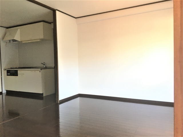 紀三井寺駅 バス6分  和歌浦下車：停歩2分 3階の物件内観写真