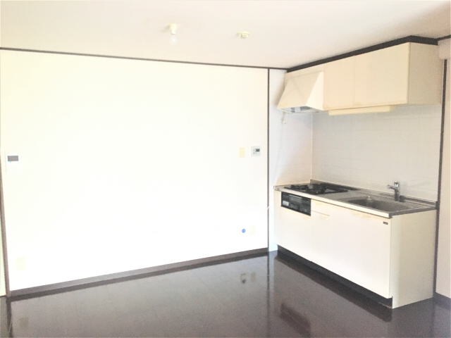 紀三井寺駅 バス6分  和歌浦下車：停歩2分 3階の物件内観写真