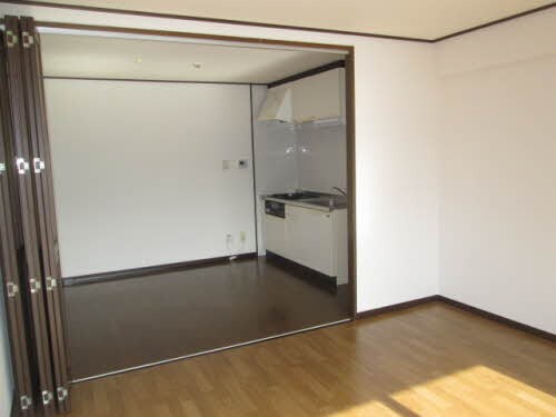 紀三井寺駅 バス6分  和歌浦下車：停歩2分 3階の物件内観写真