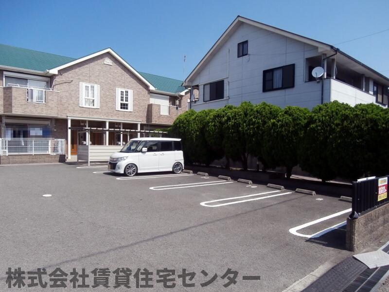 オリーブハウスの物件外観写真