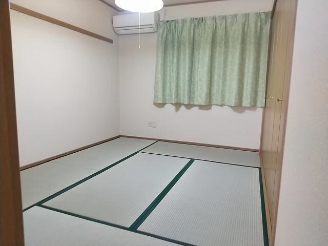 オリーブハウスの物件内観写真