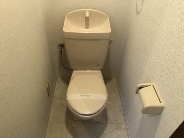 和歌山市駅 バス10分  花王橋下車：停歩6分 2階の物件内観写真