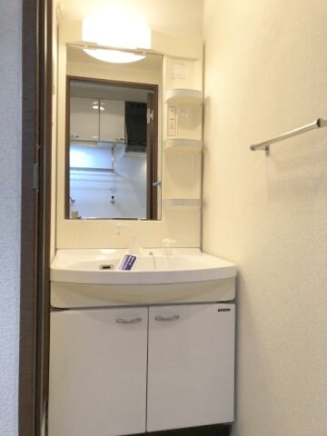 和歌山市駅 バス10分  花王橋下車：停歩6分 2階の物件内観写真