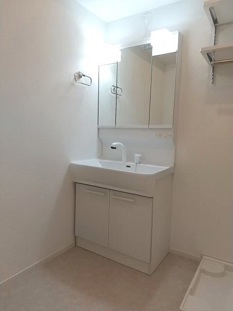 ヒカルサ和歌山本町の物件内観写真