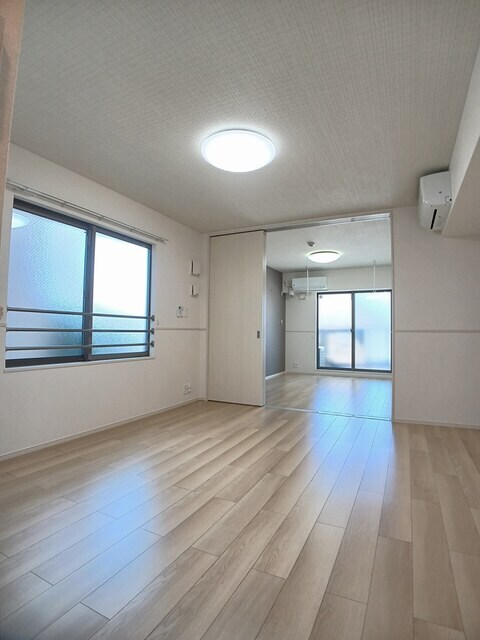 ヒカルサ和歌山本町の物件内観写真