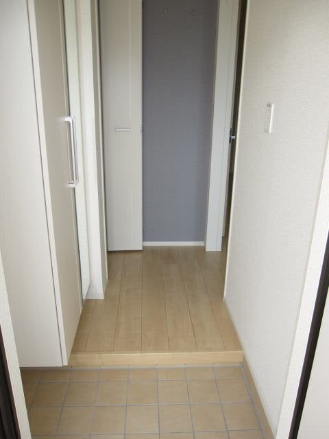 岩出駅 バス25分  曽屋久保下車：停歩6分 2階の物件内観写真