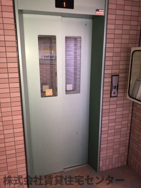 パレ・フルールの物件外観写真