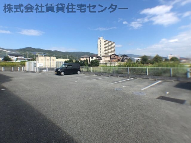 紀伊駅 バス10分  山村下車：停歩8分 1階の物件外観写真