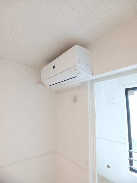 紀伊駅 バス9分  山村（和歌山県）下車：停歩7分 1階の物件内観写真