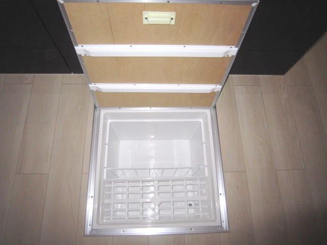 紀伊駅 バス9分  山村（和歌山県）下車：停歩7分 1階の物件内観写真