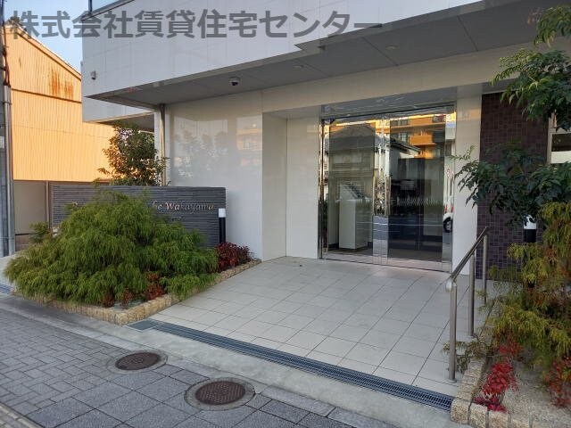 和歌山駅 徒歩9分 7階の物件外観写真