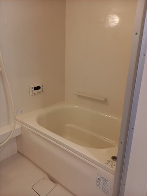 和歌山市駅 バス6分  日赤医療センター前下車：停歩2分 3階の物件内観写真