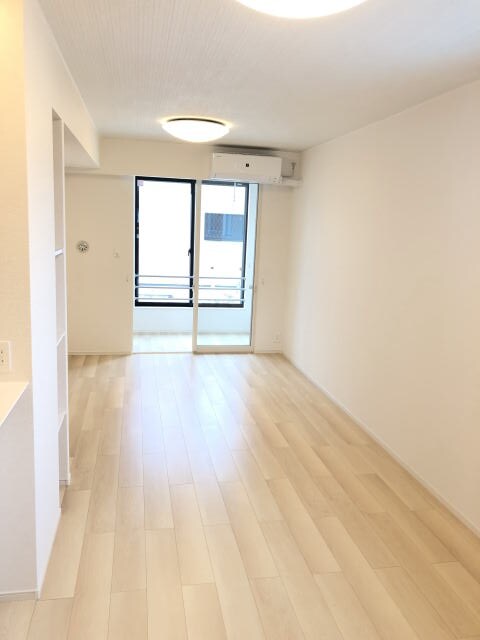 紀伊駅 バス9分  山村（和歌山県）下車：停歩10分 1階の物件内観写真