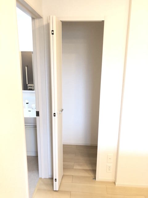 紀伊駅 バス9分  山村（和歌山県）下車：停歩10分 1階の物件内観写真