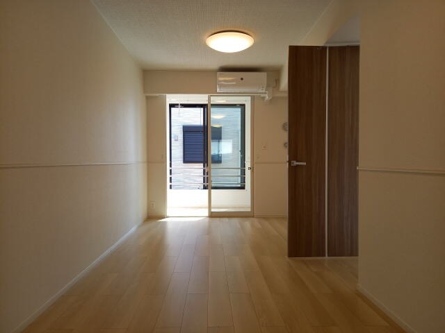 紀伊駅 バス9分  山村（和歌山県）下車：停歩10分 1階の物件内観写真