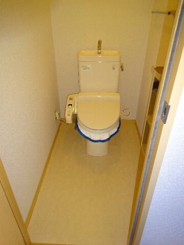 和歌山駅 バス23分  浜ノ宮下車：停歩4分 1階の物件内観写真