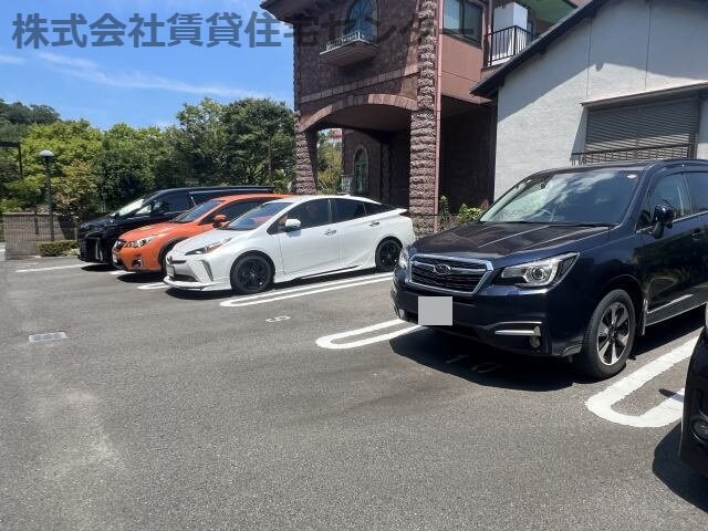 和歌山市駅 バス4分  県庁前下車：停歩4分 1階の物件外観写真