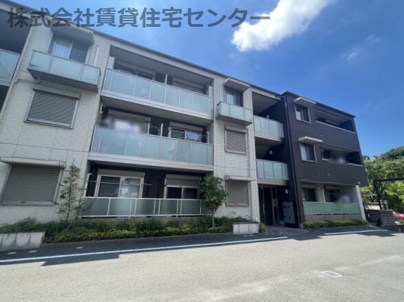 和歌山市駅 バス4分  県庁前下車：停歩4分 1階の物件外観写真