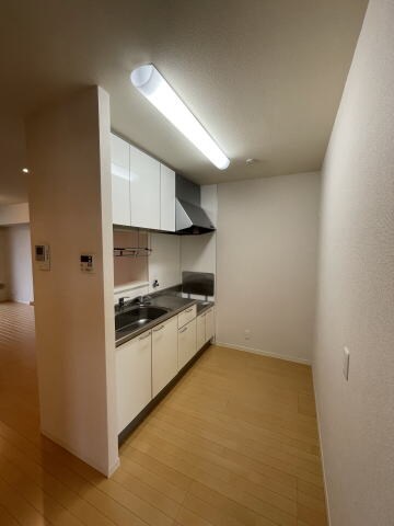 和歌山市駅 バス20分  和歌浦口下車：停歩6分 2階の物件内観写真