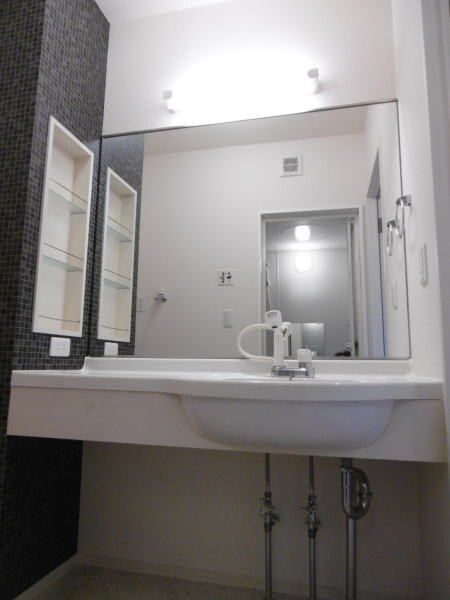 紀伊駅 バス10分  山村下車：停歩8分 2階の物件内観写真