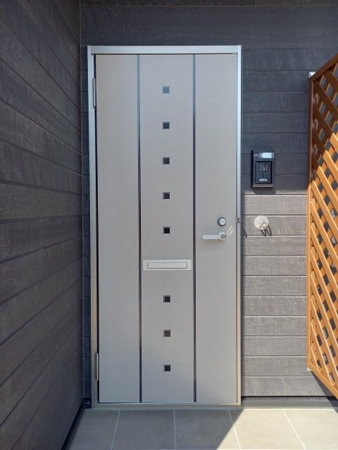 西ノ庄駅 徒歩6分 1階の物件外観写真