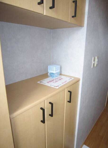 紀伊駅 バス8分  山村下車：停歩3分 2階の物件内観写真