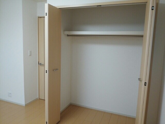 紀三井寺駅 バス8分  浜の宮下車：停歩6分 2階の物件内観写真