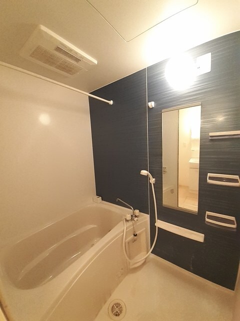 和歌山市駅 バス16分  西浜下車：停歩7分 2階の物件内観写真