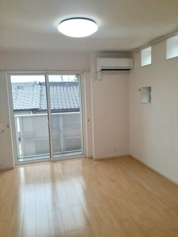 和歌山市駅 バス20分  和歌浦口下車：停歩6分 2階の物件内観写真