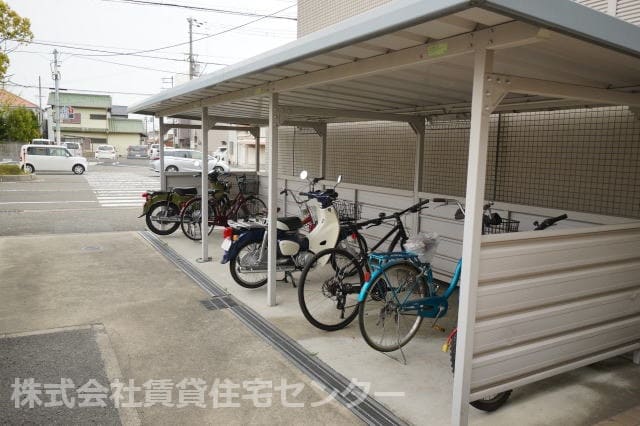 和歌山市駅 バス17分  鷹匠町5丁目下車：停歩4分 2階の物件内観写真