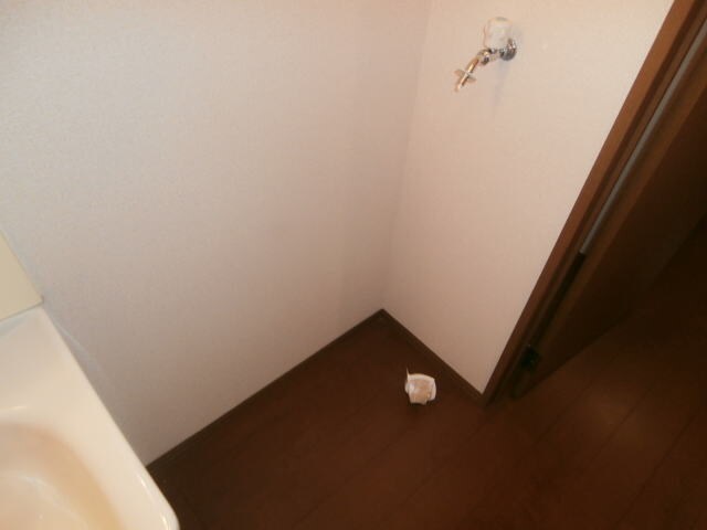 パインズコートの物件内観写真