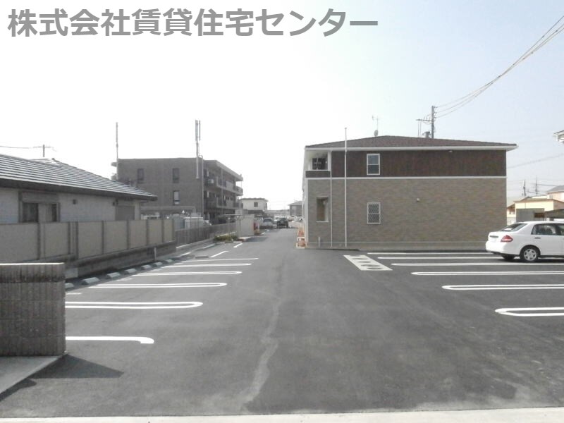 パレ・エクセランⅤの物件外観写真