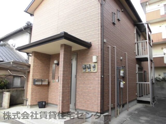 メゾンサンドーの物件外観写真