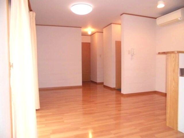 メゾンサンドーの物件内観写真