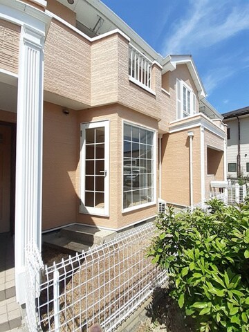 メゾン・リーブの物件外観写真