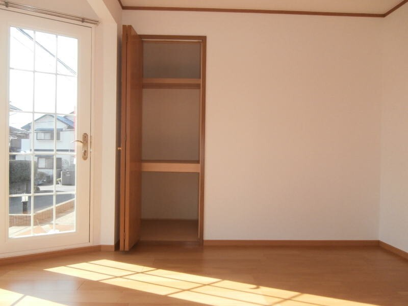 メゾン・リーブの物件内観写真