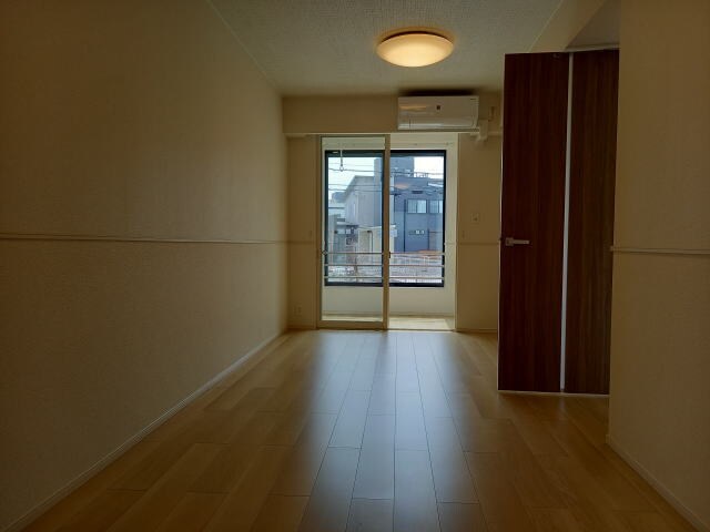 ソレアード・ポールⅡの物件内観写真