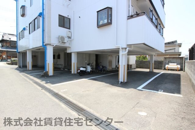 プレゼンス浜の宮の物件外観写真