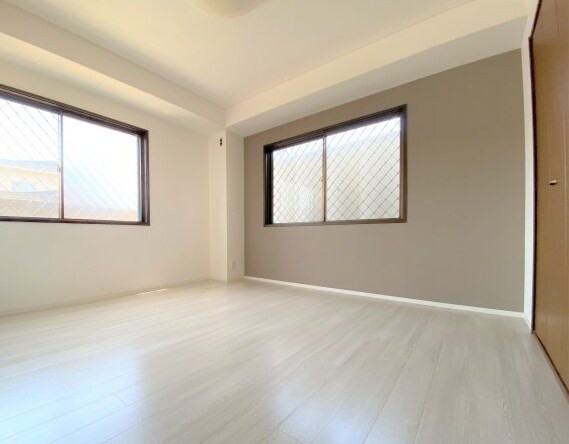 プレゼンス浜の宮の物件内観写真