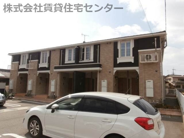 グラン・シャリオの物件外観写真