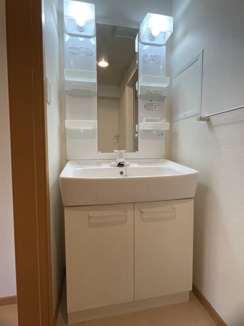 和歌山駅 バス32分  栗栖（和歌山県）下車：停歩6分 2階の物件内観写真