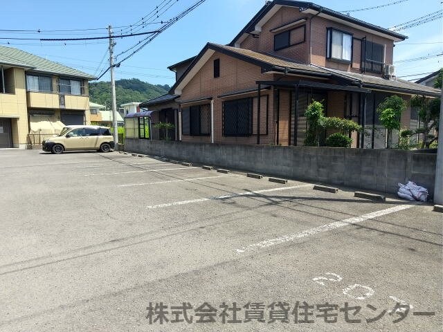 エクセレンス六十谷の物件外観写真