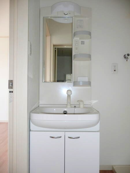 クラウンハイツ和歌浦東の物件内観写真