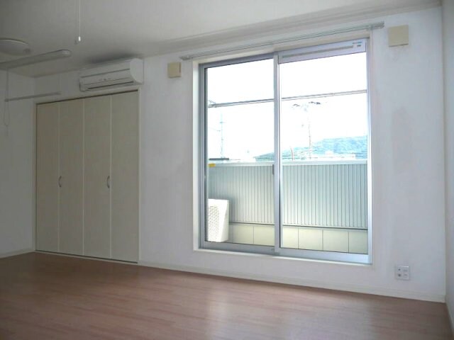 クラウンハイツ和歌浦東の物件内観写真