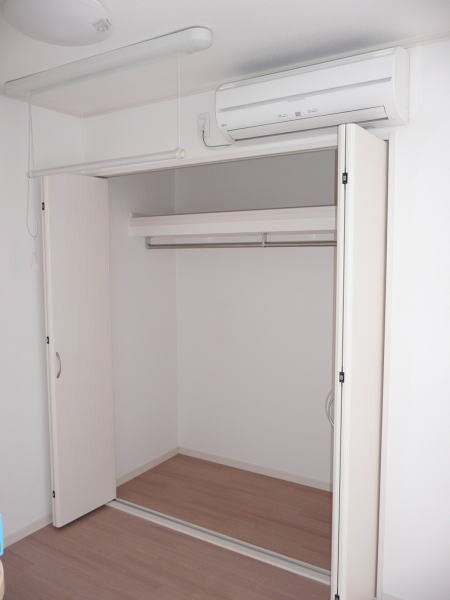 クラウンハイツ和歌浦東の物件内観写真