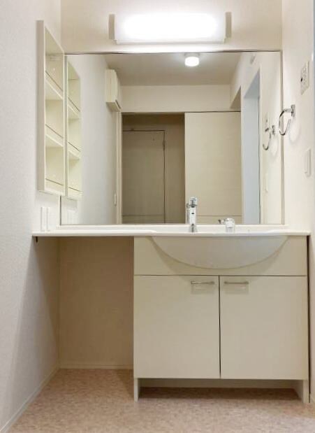 和歌山市駅 バス13分  高松下車：停歩6分 1階の物件内観写真